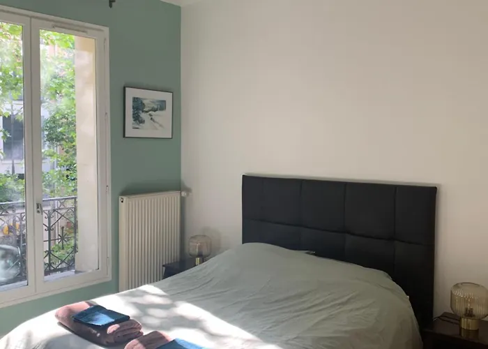 Grand Entre Bastille Et Le Marais Daire Paris